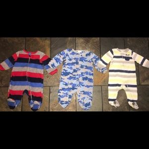 3 zip-up fleece sleepers lot size 0-3 months